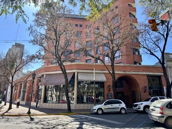 ✅ALQUILO OFICINAS/CONSULTORIOS $550.000 + IVA + EXPENSAS. ZONA PARQUE