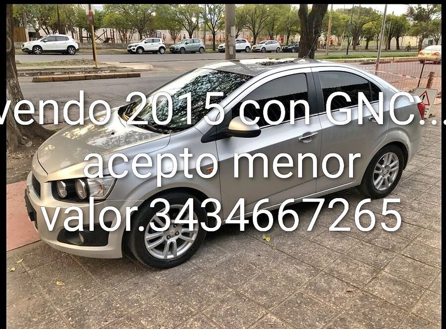 VENDO SONIC 2015 NAFTA Y GNC ACEPTO MENOR