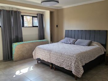 VENTA | Amplia Propiedad con Gran Terreno, Quincho y Pileta