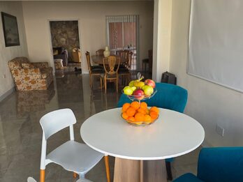 VENTA | Amplia Propiedad con Gran Terreno, Quincho y Pileta