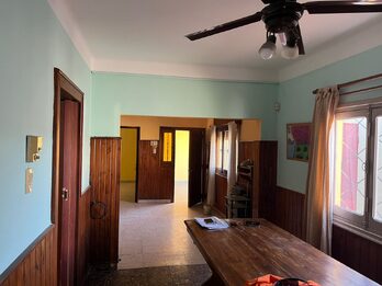 Oportunidad Casa en esquina Blas Parera y Zuviria