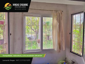 CASA EN VENTA en Oro Verde: OPORTUNIDAD ÚNICA a USD 85.000 Frente a Espacio Verde y a 200 Metros de Ruta 11