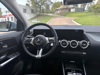 MERCEDES BENZ CLASE GLA 250/200 ¡¡0KM!! Entrega inmediata - Recibo vehículos