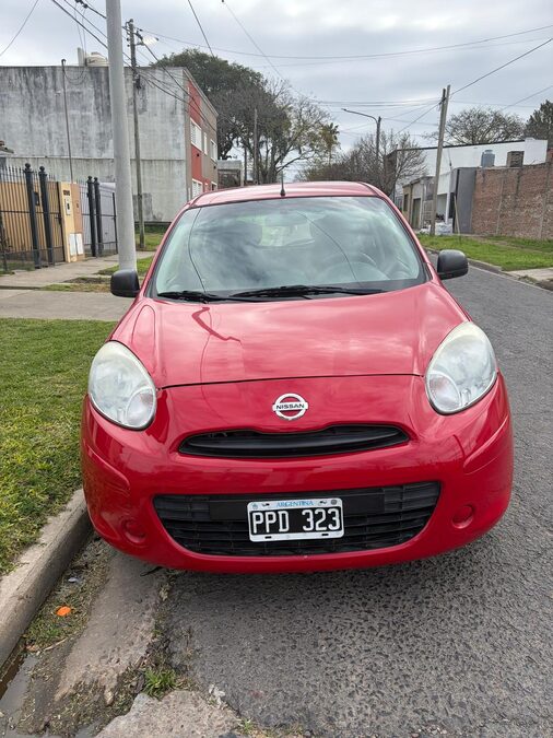 Nissan March 1.6 pure Active