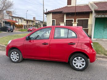 Nissan March 1.6 pure Active