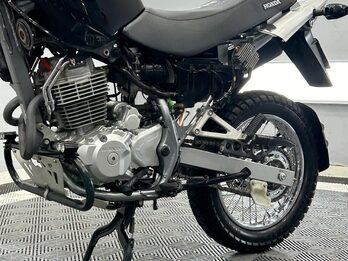 Honda Falcon 400 NX 2013