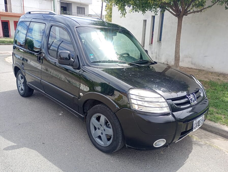 VENDO/PERMUTO PEUGEOT PARTNER 2015