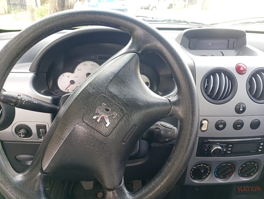 VENDO/PERMUTO PEUGEOT PARTNER 2015