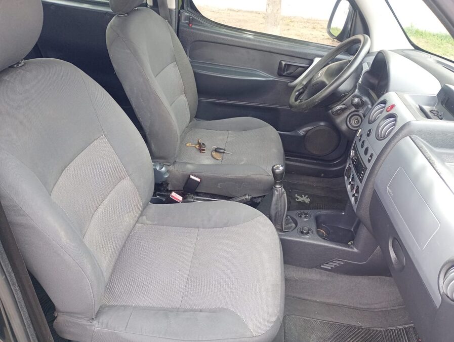 VENDO/PERMUTO PEUGEOT PARTNER 2015