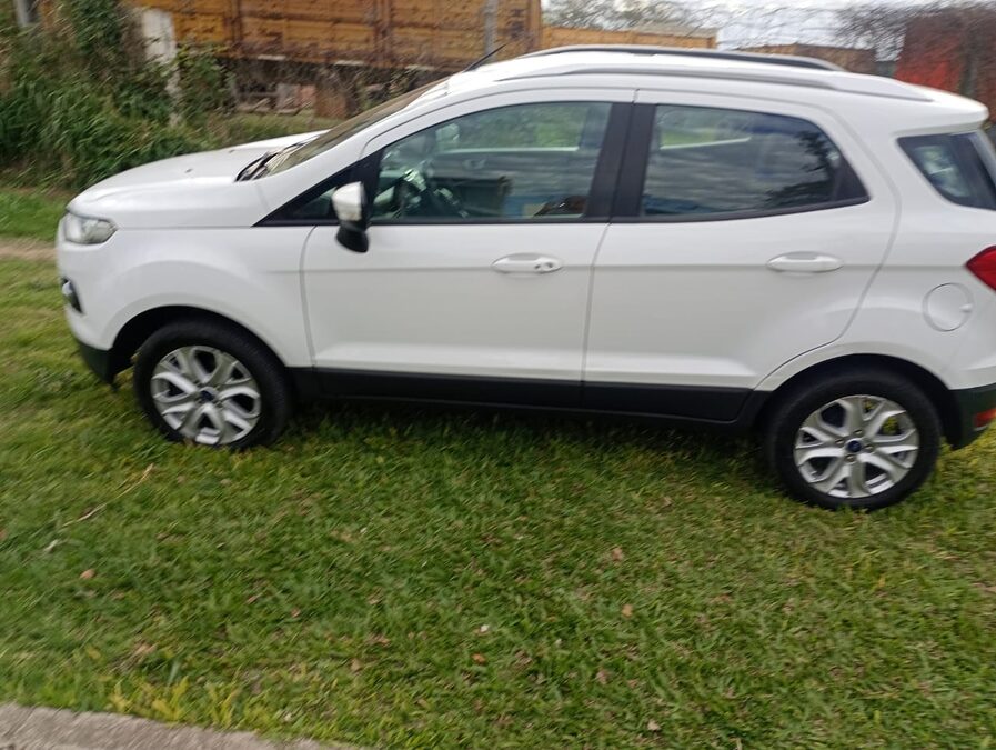 VENDO/PERMUTO FORD ECOSPORT FULL 2014