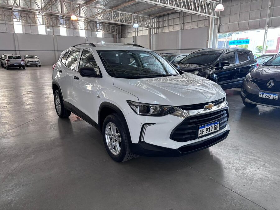 TRACKER 1.2T AT S/BT - AÑO 2023 - 33.109KM