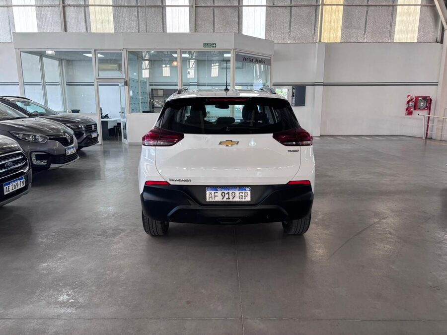 TRACKER 1.2T AT S/BT - AÑO 2023 - 33.109KM