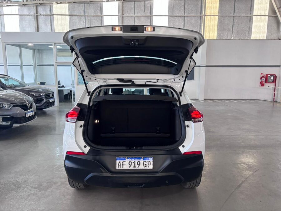 TRACKER 1.2T AT S/BT - AÑO 2023 - 33.109KM