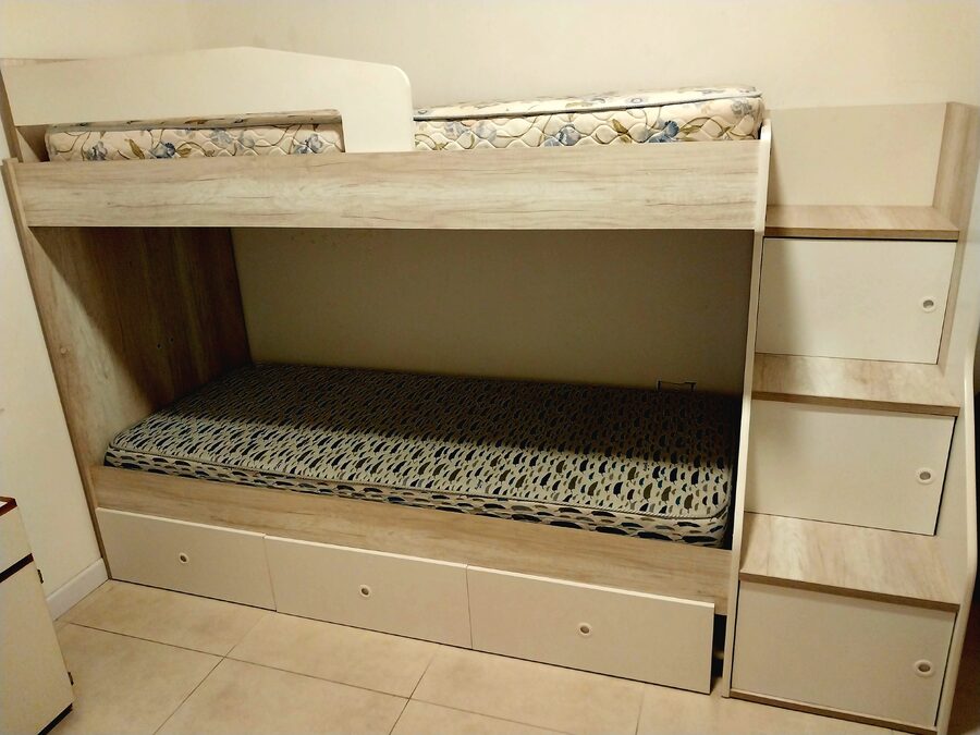 ¡¡¡Imperdible Oportunidad!!! Cama Cucheta Valenziana Con múltiples cajones
