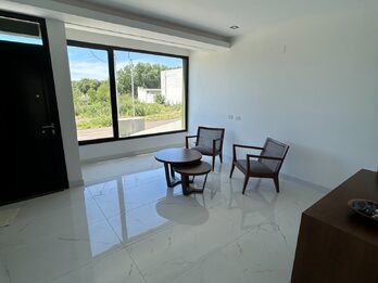 Casa en Venta - Zona Lopez Jordan y Acc. Norte