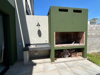Casa en Venta - Zona Lopez Jordan y Acc. Norte