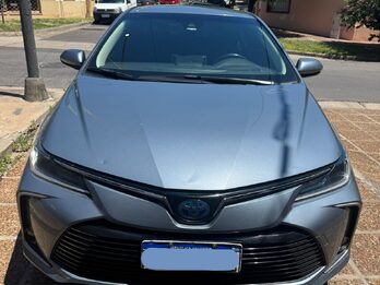 Vendo Toyota Corolla Hybrid SEG en excelente estado