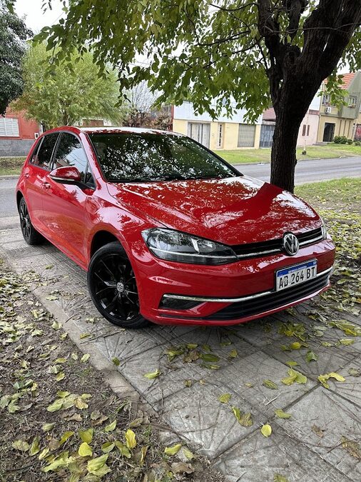 Volkswagen Golf TSI 1.4T DSG Confortline 2018