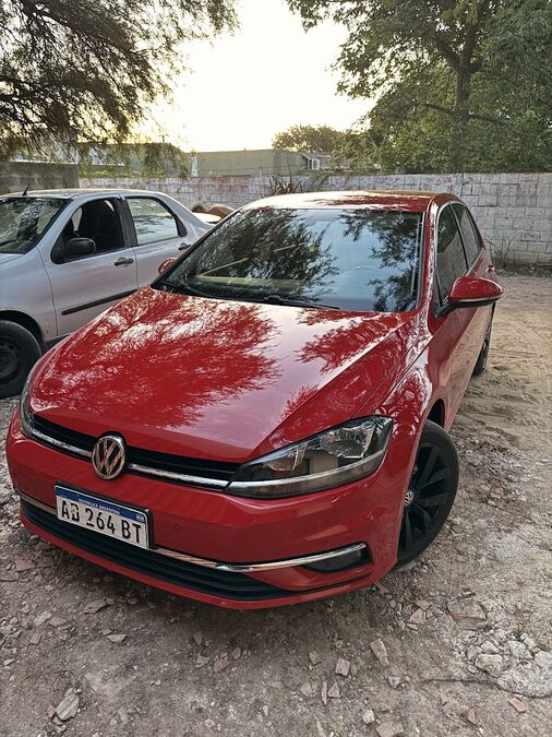 Volkswagen Golf TSI 1.4T DSG Confortline 2018