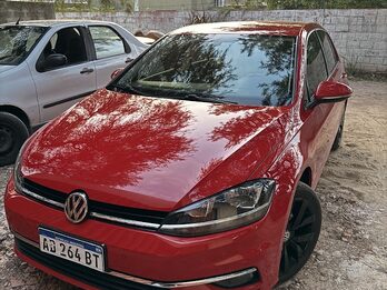 Volkswagen Golf TSI 1.4T DSG Confortline 2018