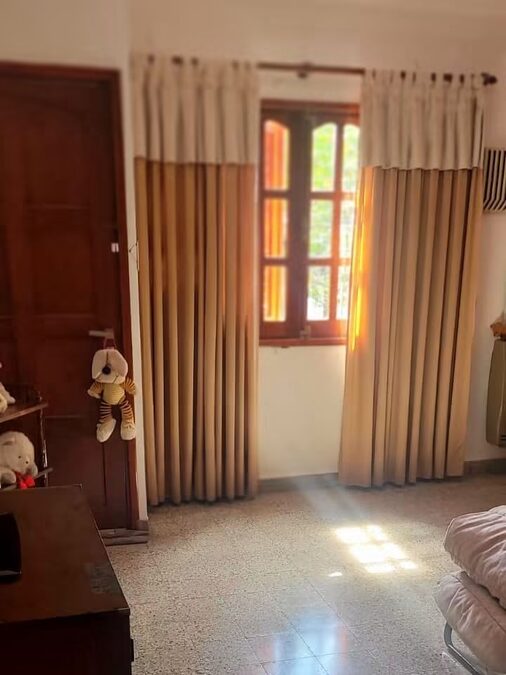 CASA EN VENTA en calle Paraguay PARANÁ