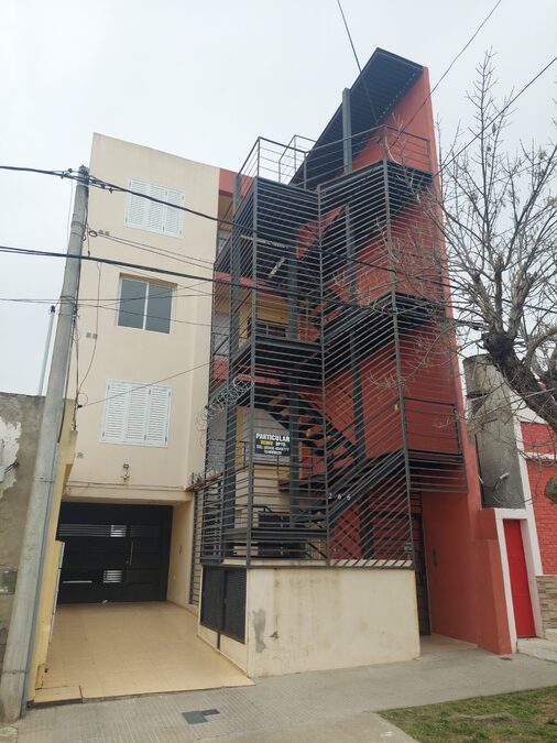 Vucetich 266 Dpto. en 2º Piso