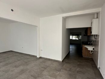 Casa Dos Dormitorios / Juan Garrigo 952