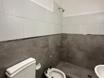 Casa Dos Dormitorios / Juan Garrigo 952