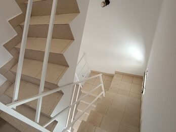 DUPLEX