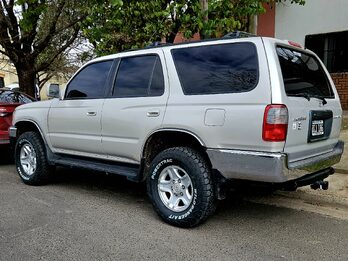 Toyota SW4 4x4 2000