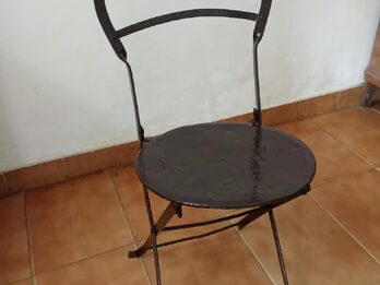 Vendo sillas de fierro en muy buen estado