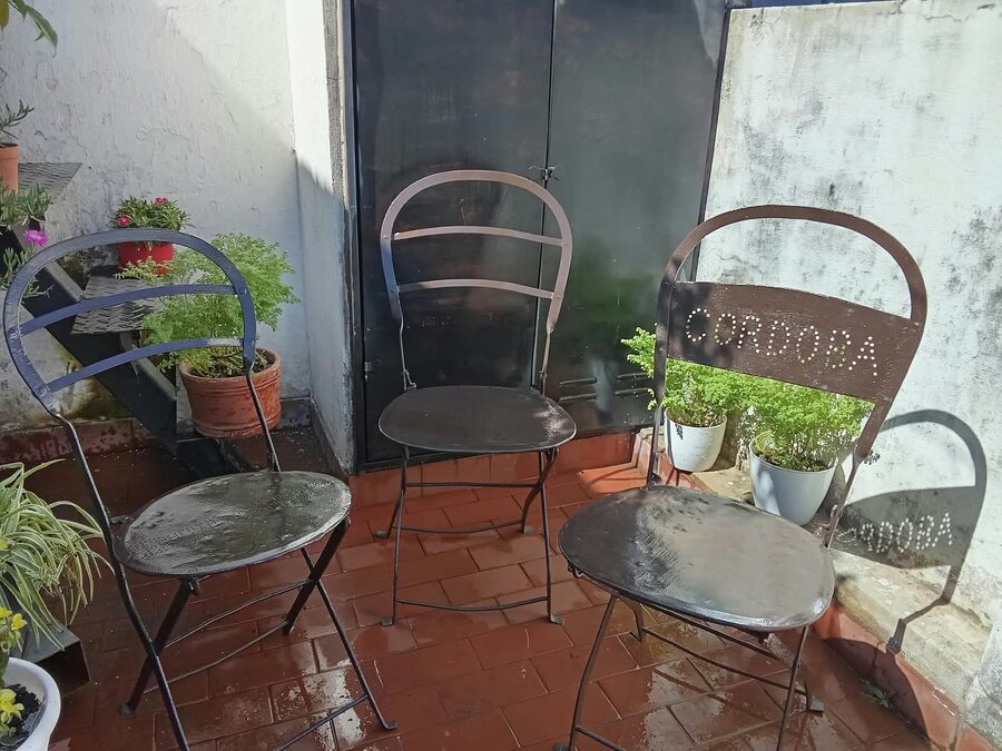 Vendo sillas de fierro en muy buen estado