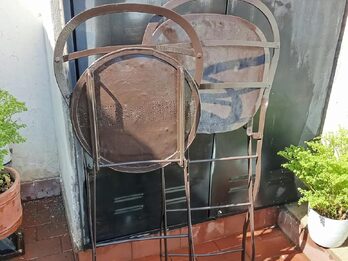 Vendo sillas de fierro en muy buen estado