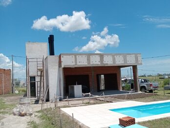 TENES TU CREDITO IAPV?  NOSOTROS CONSTRUIMOS TU VIVIENDA!