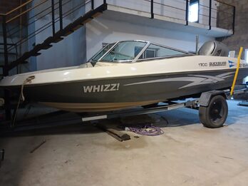 Quicksilver  1700  con Honda 130 HP