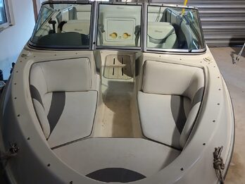 Quicksilver  1700  con Honda 130 HP