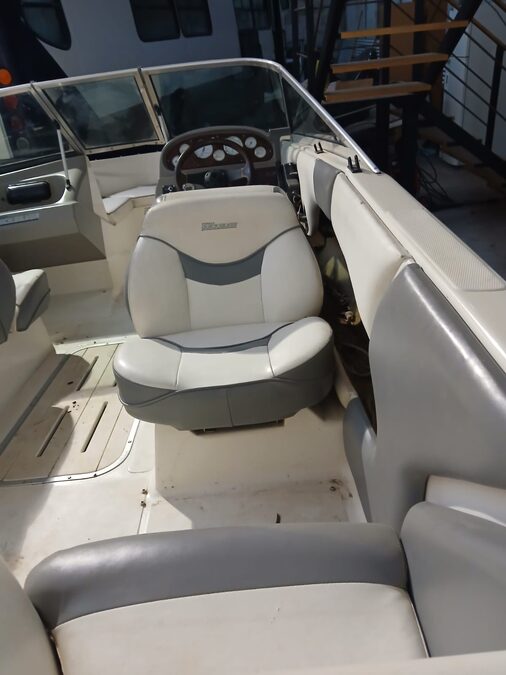 Quicksilver  1700  con Honda 130 HP