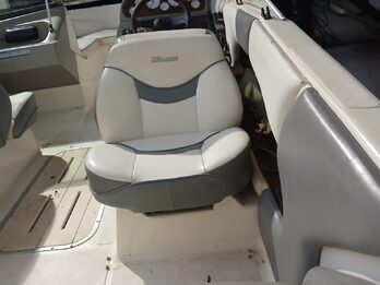 Quicksilver  1700  con Honda 130 HP
