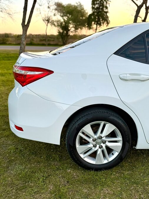 TOYOTA COROLLA 1.8 XEI CVT
