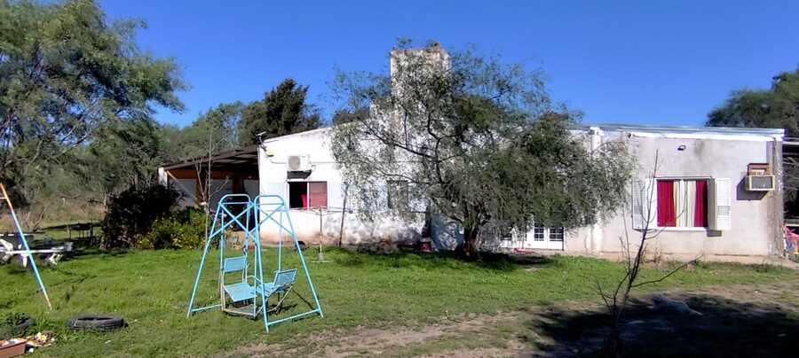 Vendo casa + lotes