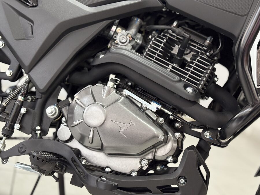 CORVEN TRIAX 250 ADV