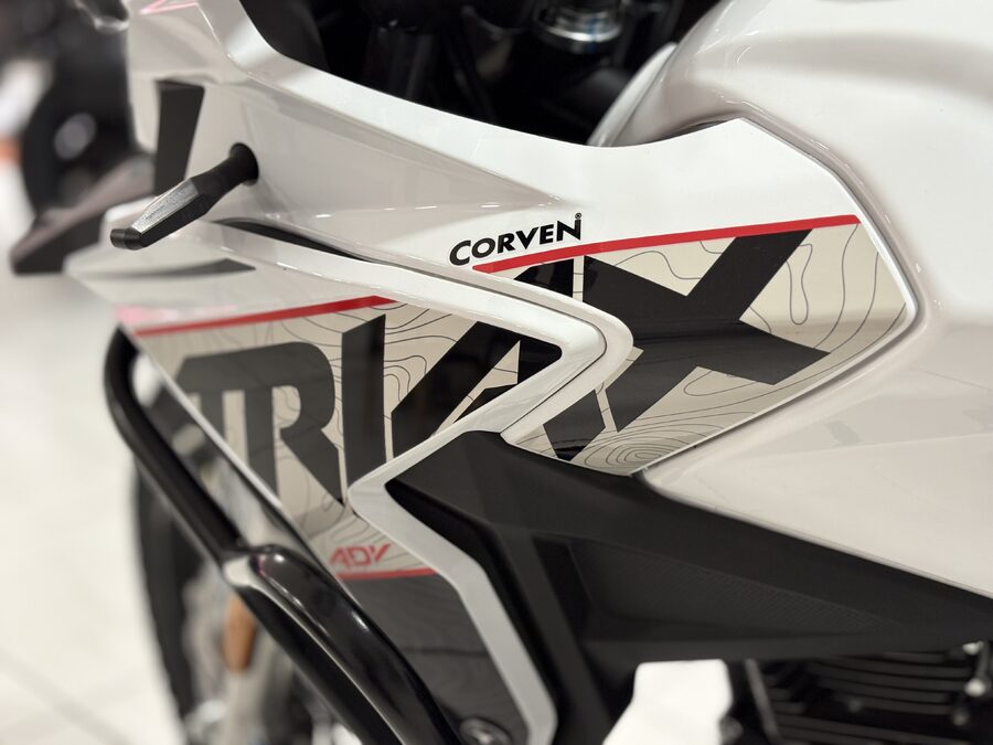 CORVEN TRIAX 250 ADV