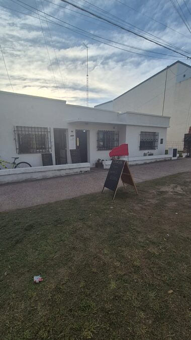 VENTA DE CASA | Sobre Avenida Intendente del Castillo