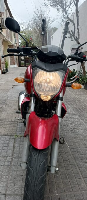 Yamaha FZ 16
