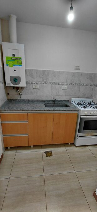 ALQUILO DPTO 1 DORMITORIO ZONA CENTRO