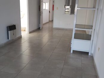 SE VENDE / ALQUILA SEMIPISO + COCHERA , ZONA CENTRO !!!!