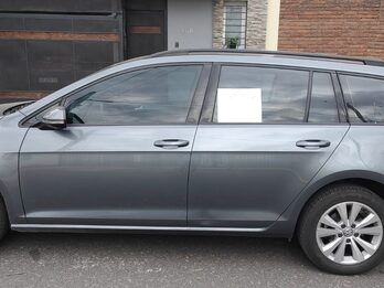 VW Golf Variant 1.4 t DSG Bluemotion. el mas full.
