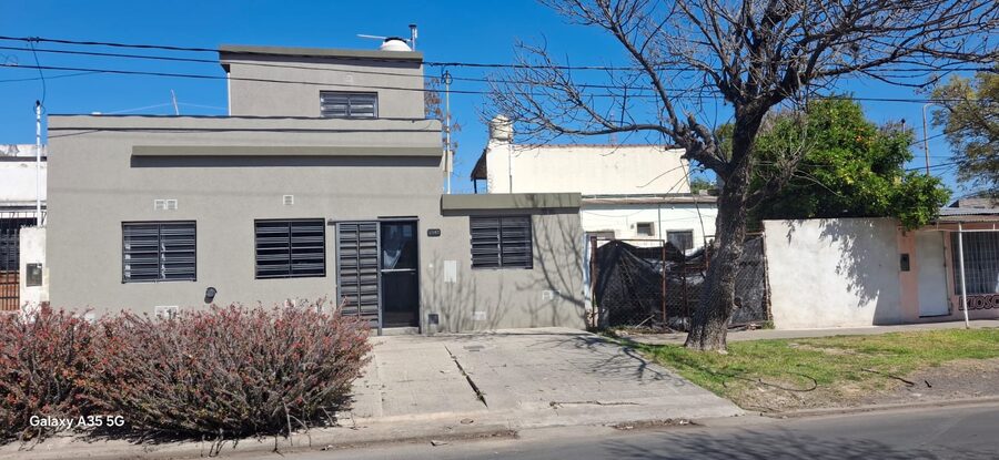 alquilo casa amoblada