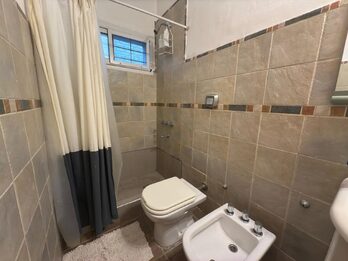 Zona La Toma, Blas Parera y Los Robles- Casa en Venta