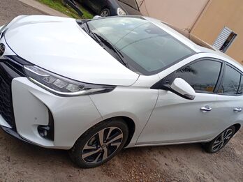 Toyota Yaris S 2022 caja automática